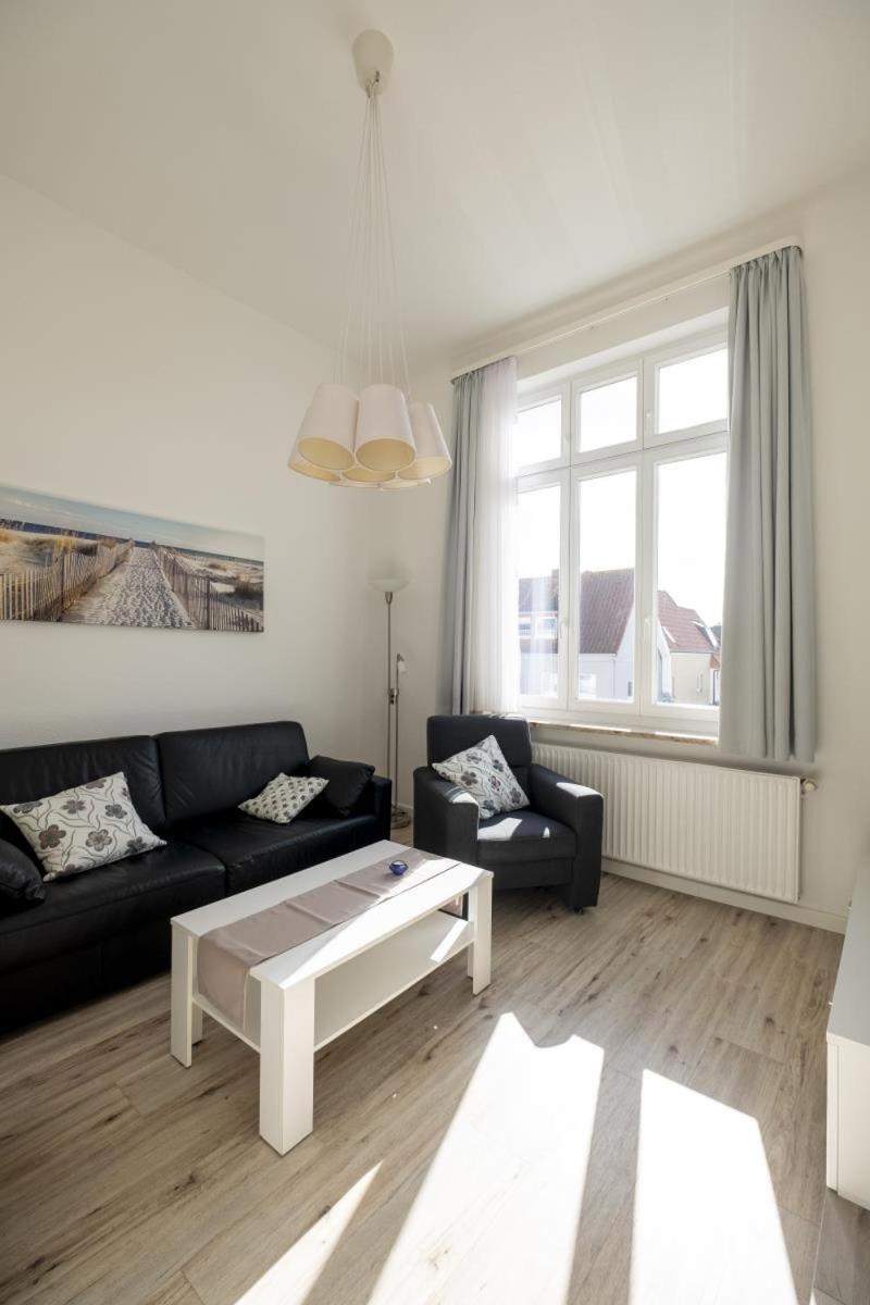 Buten Un Binnen Norderney Esterno foto